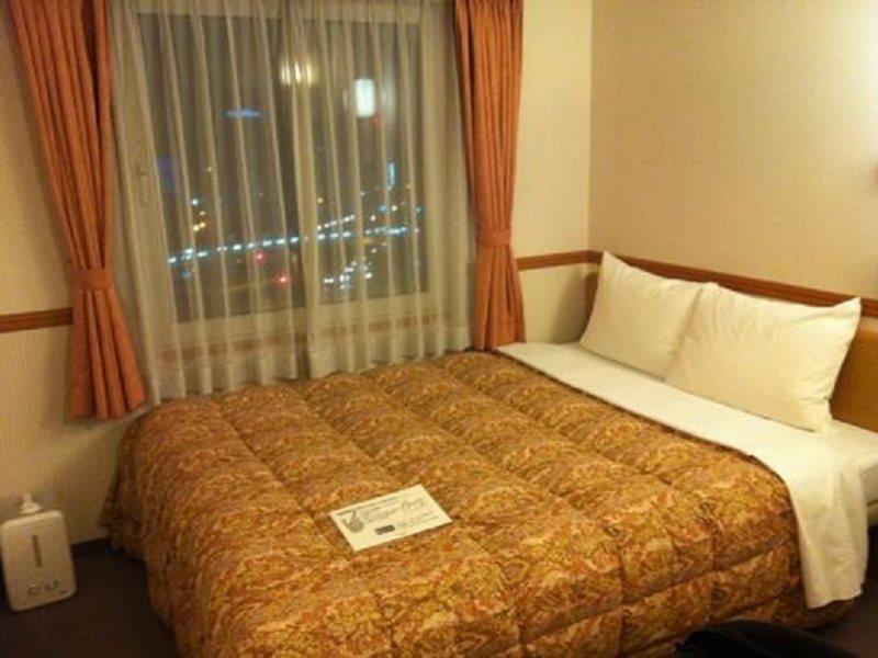 Toyoko Inn Kumamoto Ekimae Exterior foto